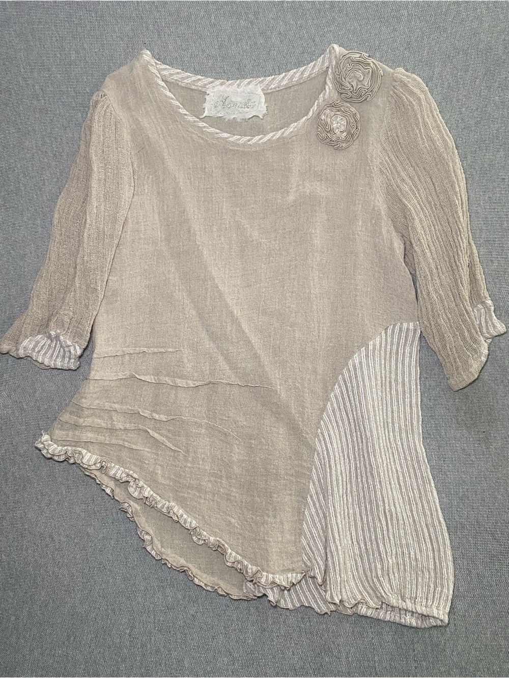 Marilu Womans Tunic Blouse Sz? Floral Appliqué Asymmetrical Linen Blend Italy